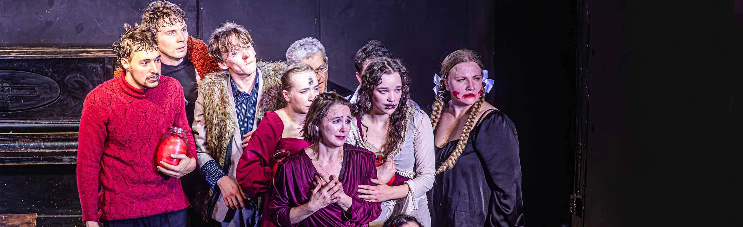 Постер Вишневый сад. Любовь на крови