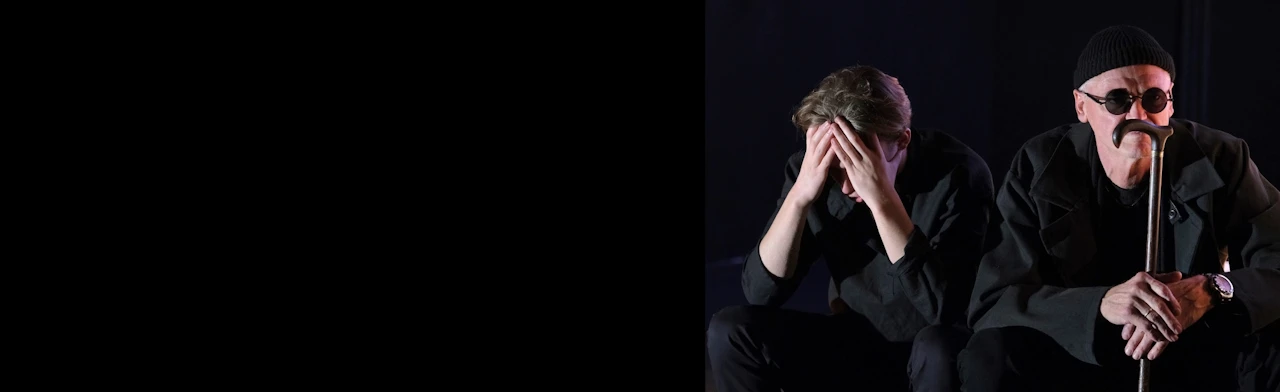 Постер Грех да беда на кого не живет