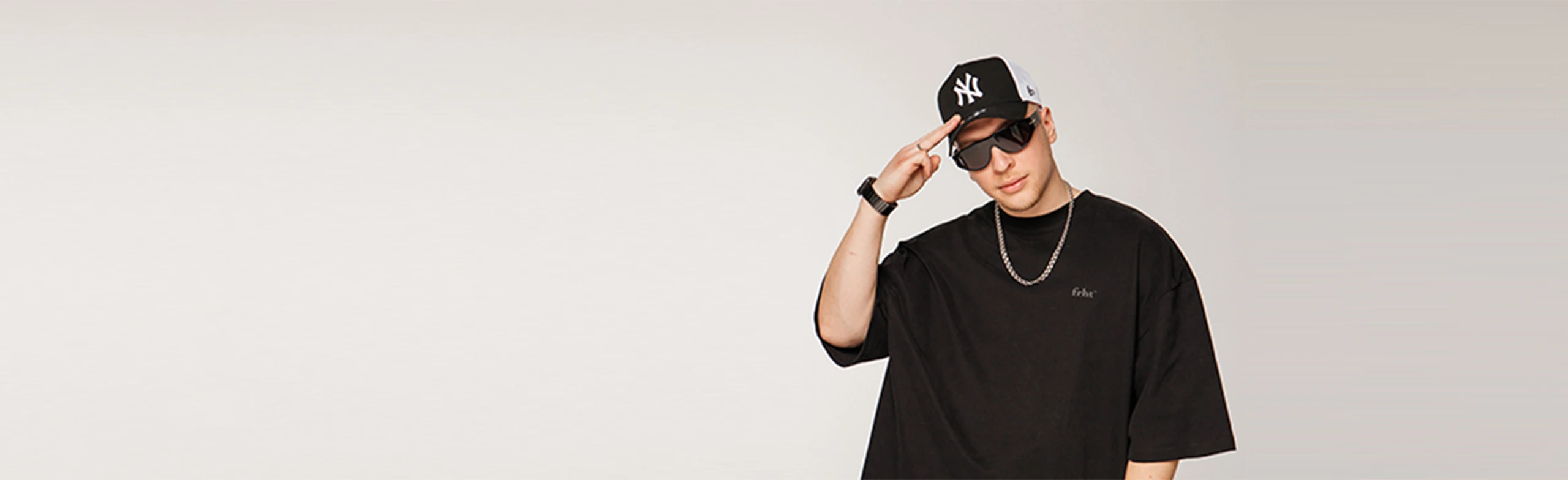 Постер Lx24 в Москве