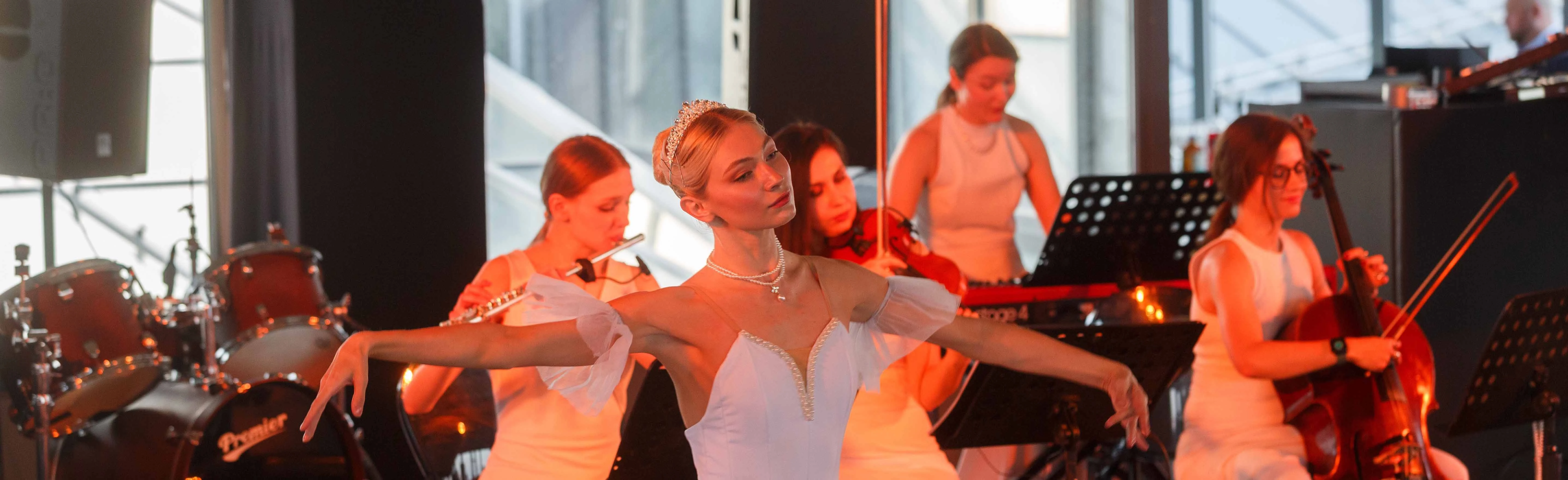 Постер Концерт классической музыки и балета на панорамной крыше в Москве