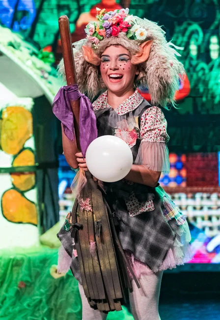 Постер Большие приключения маленькой Бабы-Яги в Москве