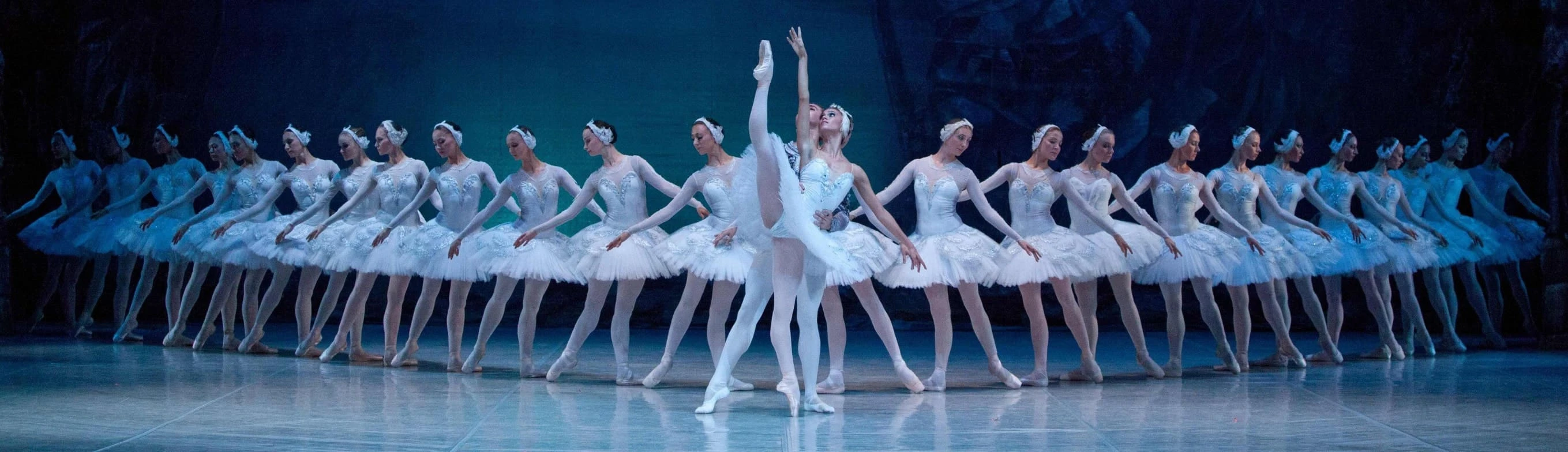 Постер Лебединое озеро в Москве