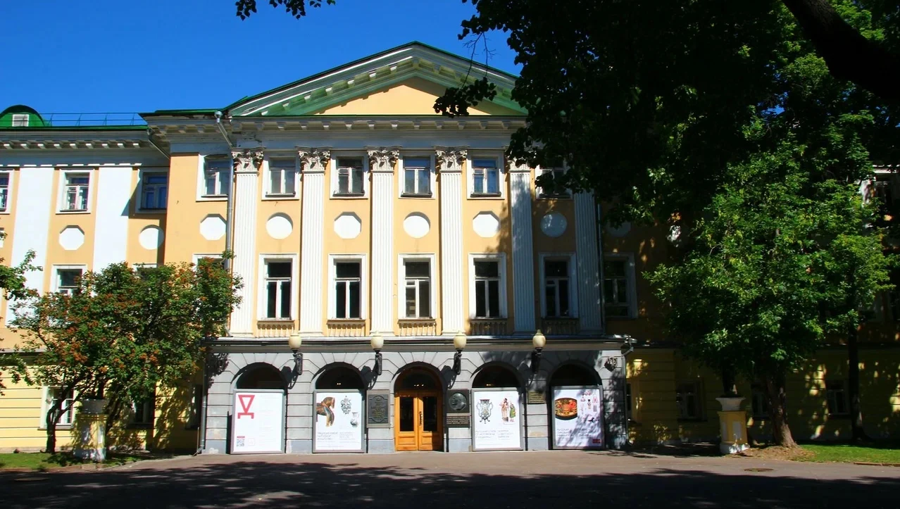 Постер Всероссийский Музей декоративного искусства