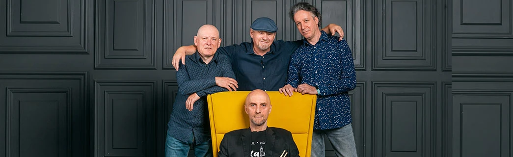 Постер Запрещенные барабанщики