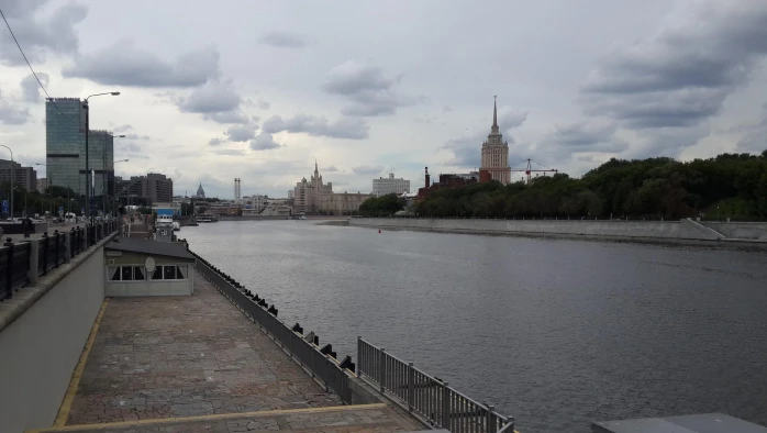 Постер Причал «Международная выставка»