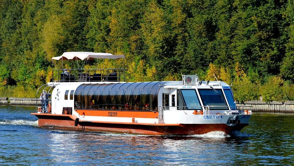 Постер Теплоход «Светоч»