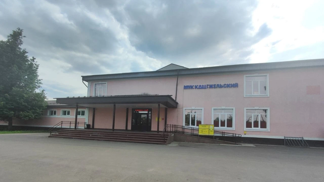 Постер МУК КДЦ «Гжельский» (с. Речицы)