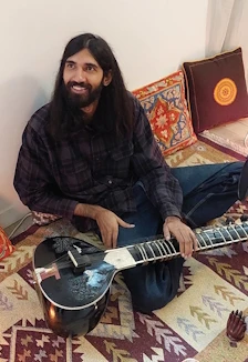 Постер Тарун Дхами и Кирилл Паренчук в Москве