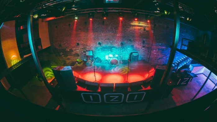 Постер Клуб IZI Moscow