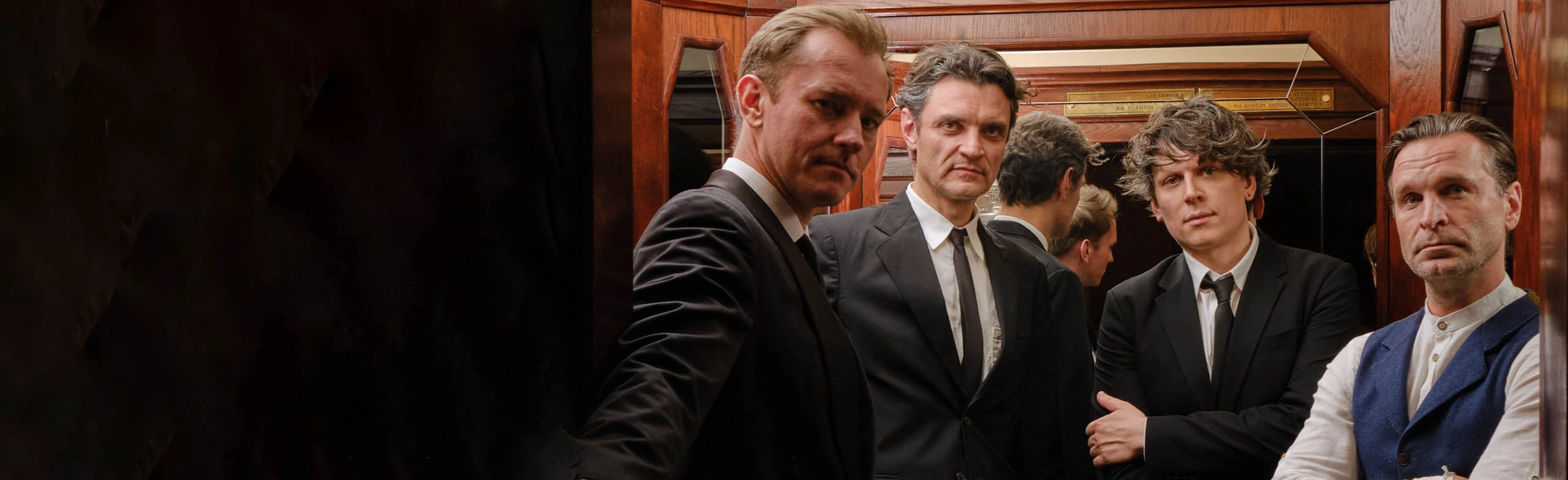 Постер Виктор Добронравов и LRK Trio в Москве