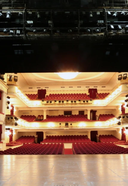 Постер Волшебный мир кулис в Москве