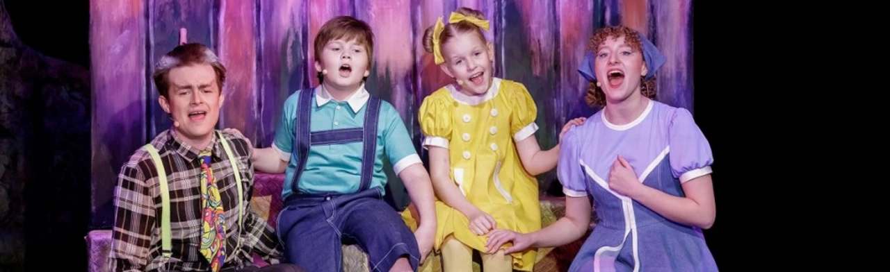 Постер Страшно добрый волк в Москве