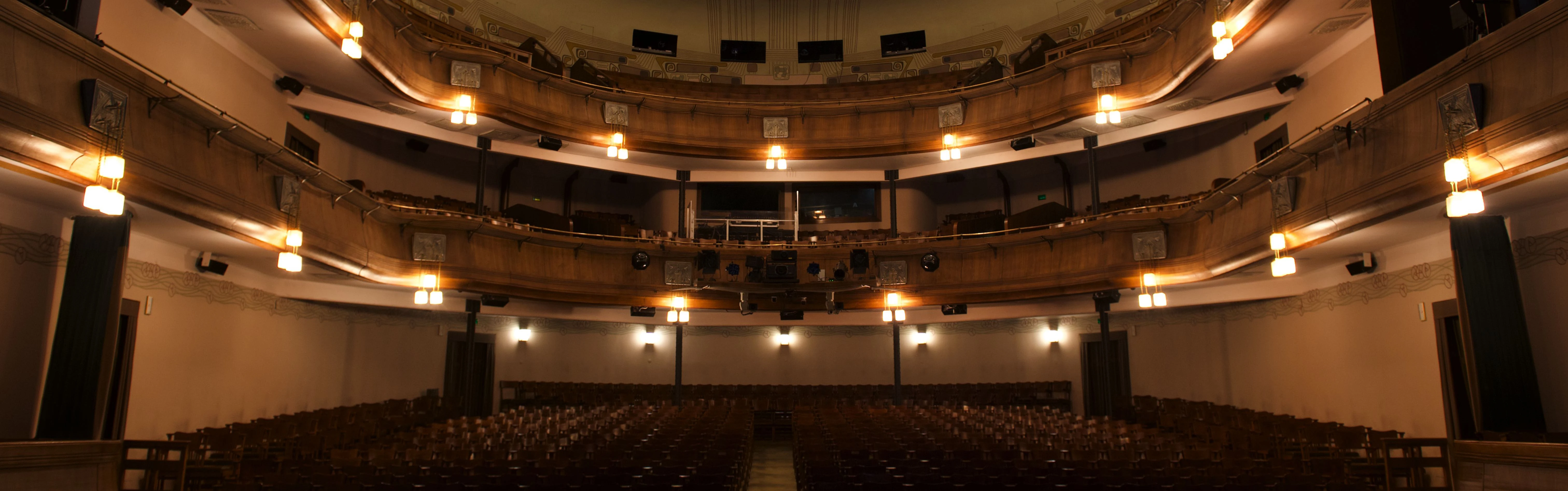 Постер МХТ имени А.П.Чехова