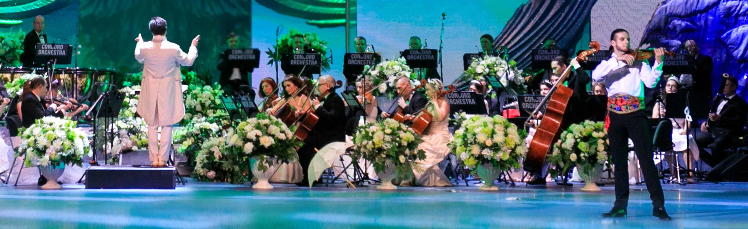 Постер Новогоднее шоу «Белоснежный бал Иоганна Штрауса». Concord orchestra в Москве