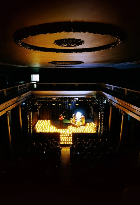 Постер Орган при свечах в Москве