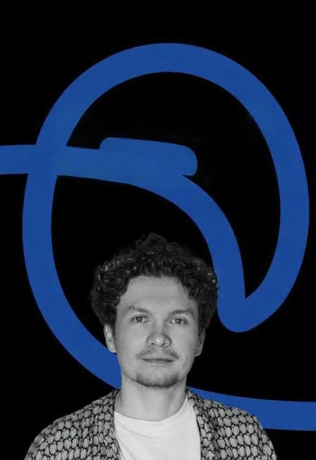 Постер Тема Емельянов в Москве