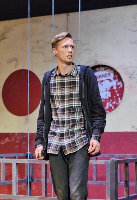 Постер Человек из Подольска в Москве