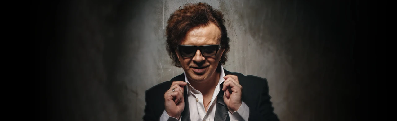 Постер Роман Жуков