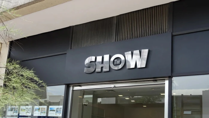 Постер Бар-ресторан «The Show»