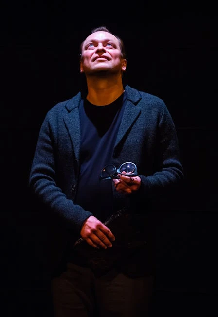 Постер Биография в Москве