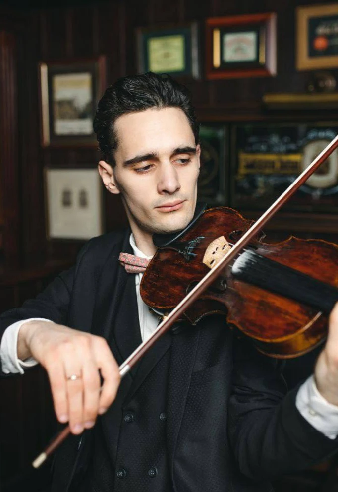 Постер Илья Делизонас в Москве