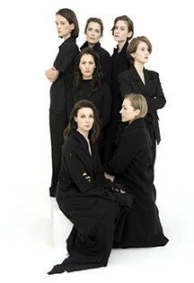 Постер Поле в Москве