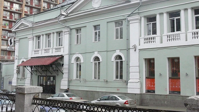 Постер Гоголь-центр