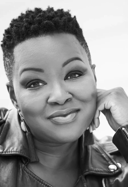 Постер Моник Томас в Москве