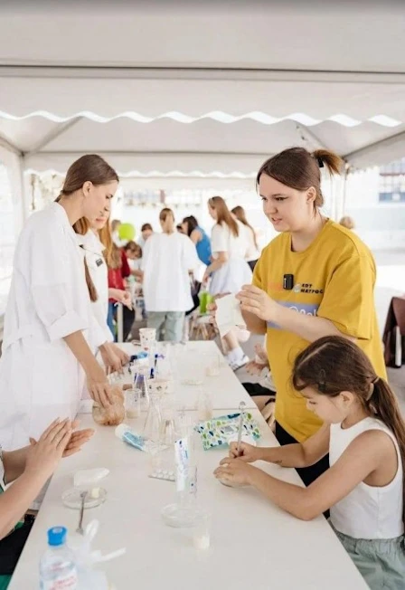 Постер Мастер-класс доктора Вика с участием Дмитрия Куклачева и его кошек в Москве