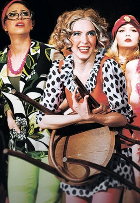 Постер Сильное чувство в Москве