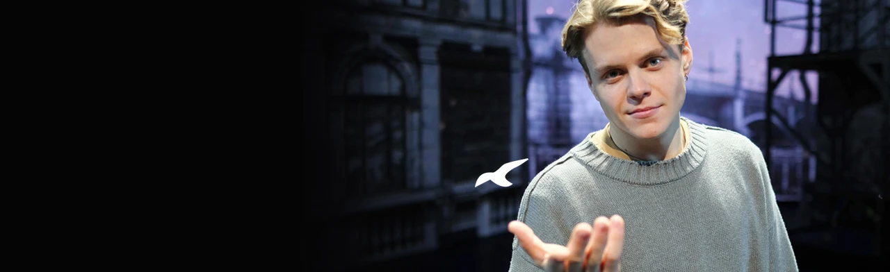 Постер Экскурсия за кулисы «Ничего не бойся, я с тобой» с артистом мюзикла в Москве