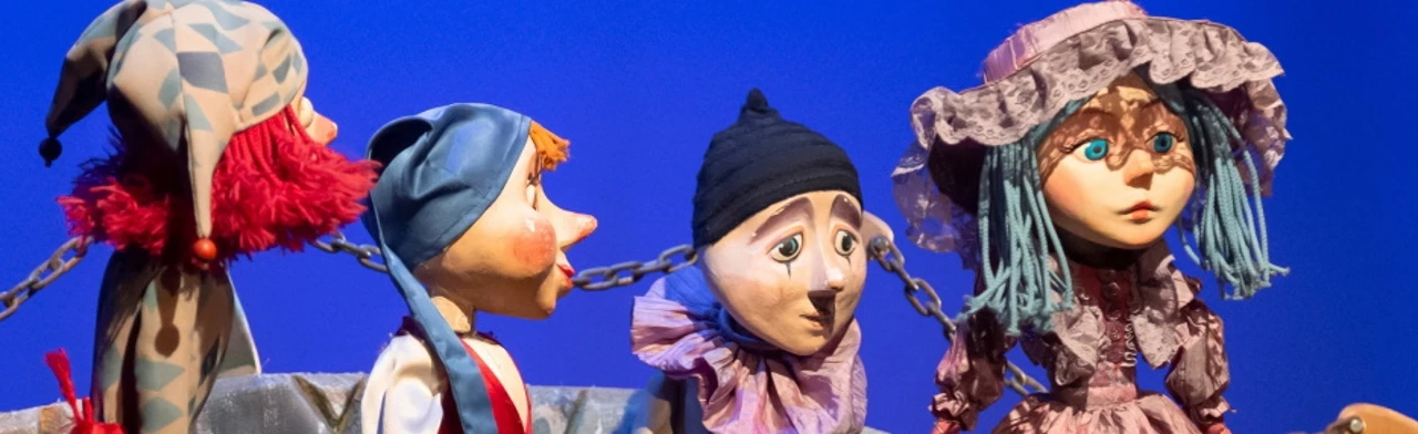 Постер Притча о деревянном сыне, или Буратино в Москве