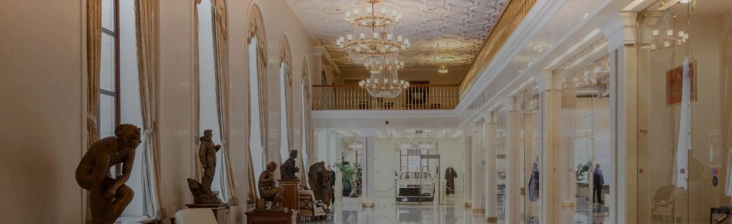 Постер Экскурсия в гостиницу «Украина»: роскошь сталинского ампира в Москве