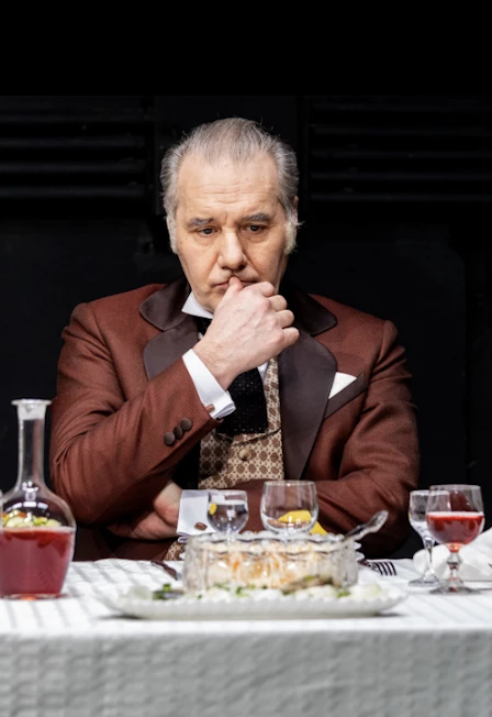 Постер Замужняя невеста в Москве