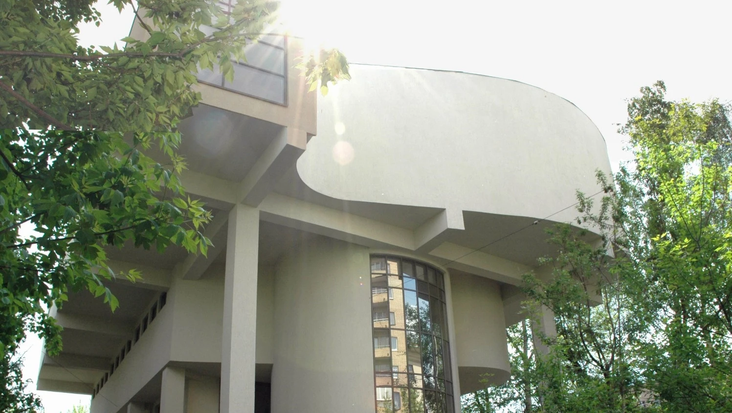 Постер Галерея Нико