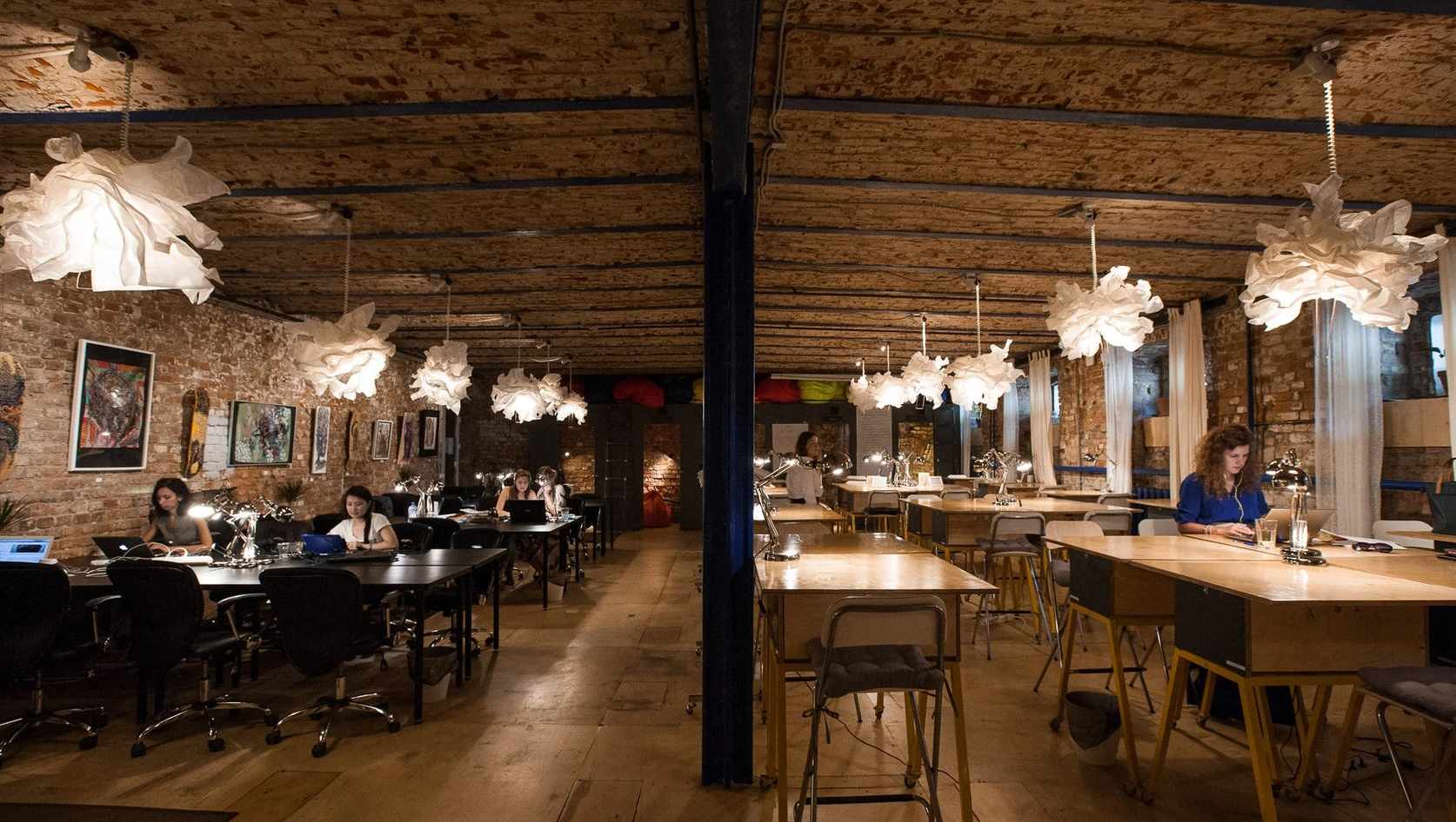 Постер Yellow Door