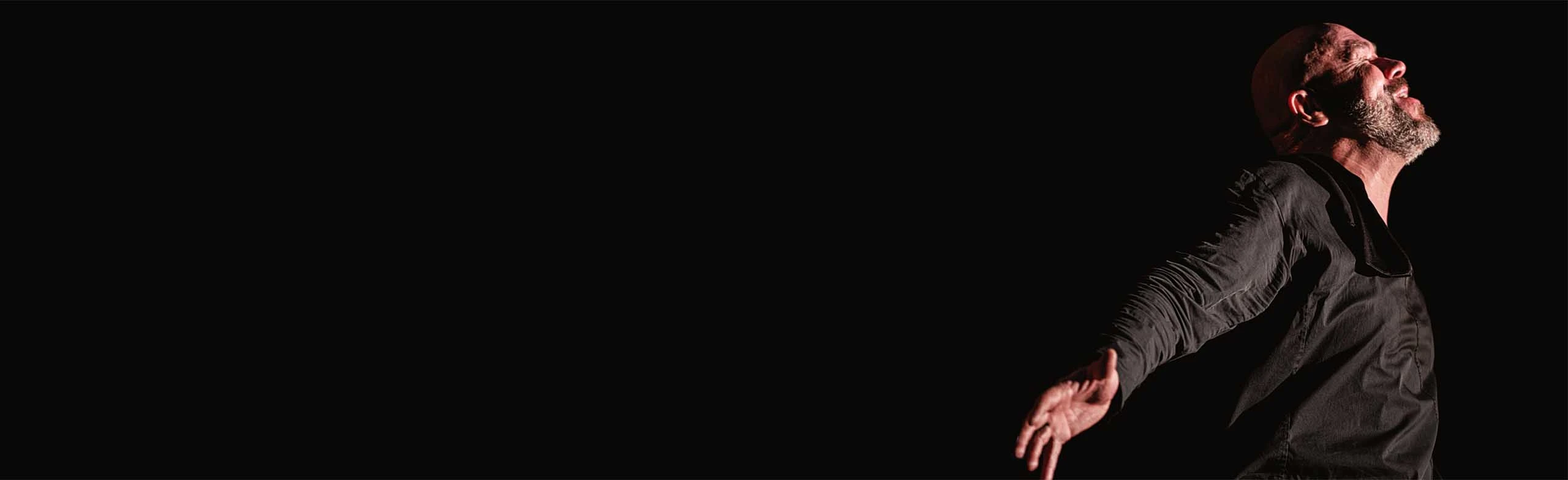 Постер Максим Аверин