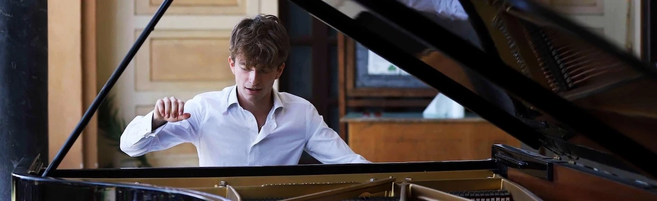 Постер Лоренцо Баньяти