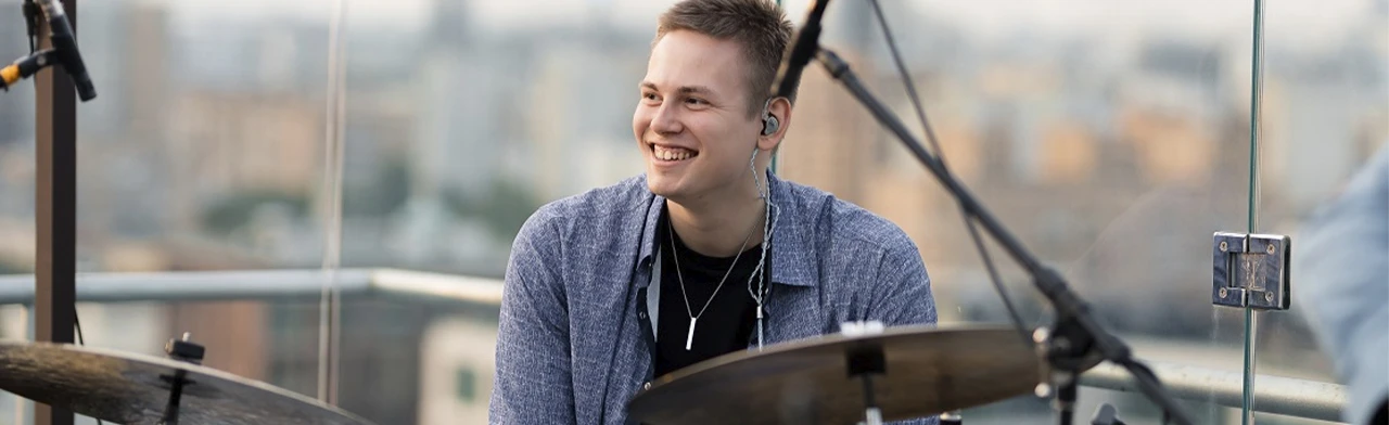 Постер Дмитрий Сафонов в Москве