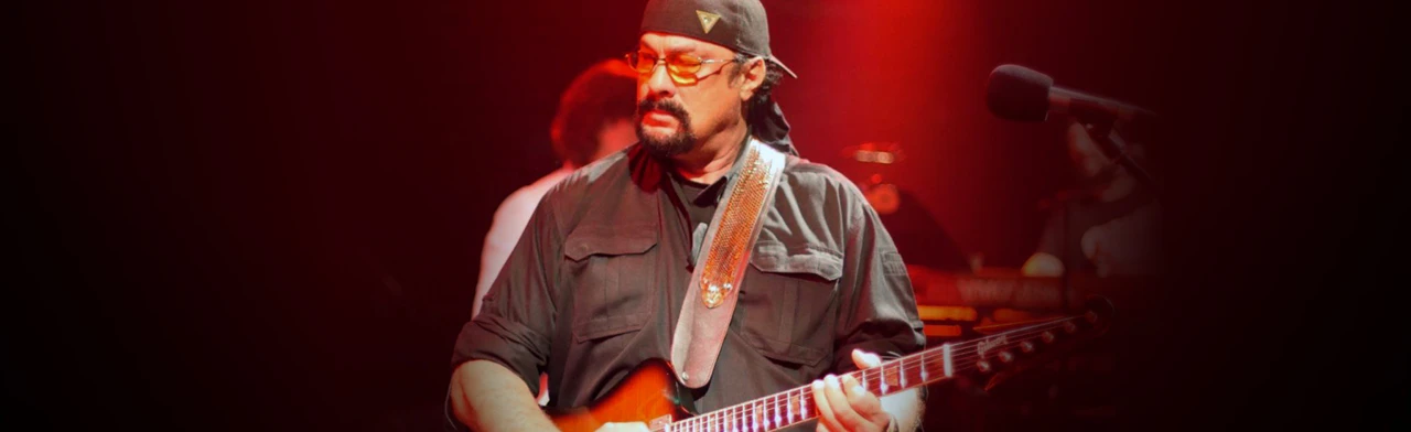 Постер Стивен Сигал в Москве