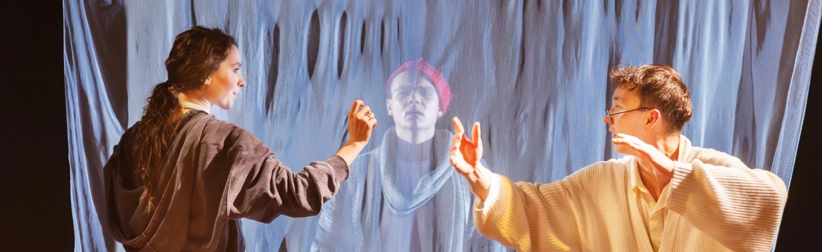 Постер Габриеле. Итальянская комедия в Москве