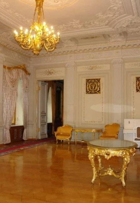 Постер Экскурсия в легендарный особняк А. И. Коншиной в Москве