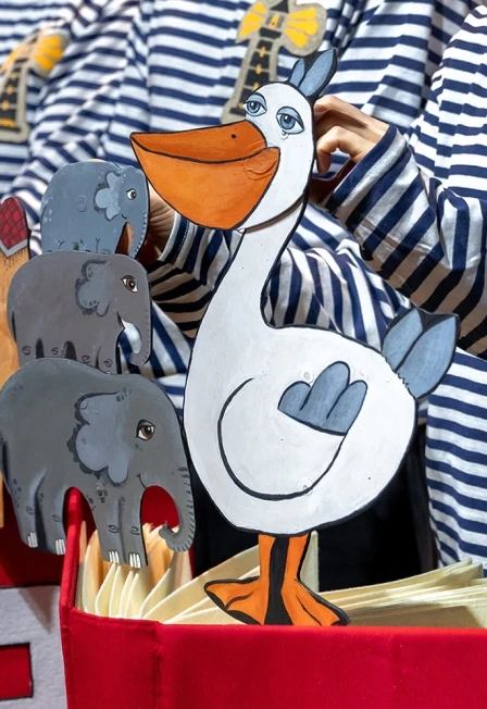 Постер Маяковский – детям в Москве