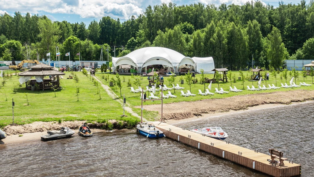 Постер Зона отдыха «Sunset Beach» (г .Мытищи)