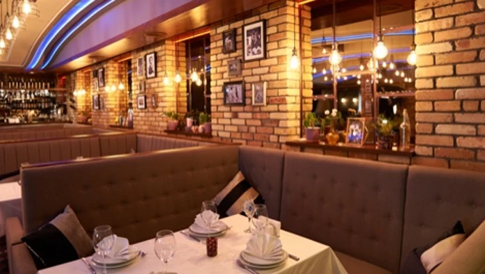 Постер Кафе на Ленинском «Добрые соседи»