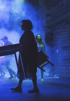 Постер Чужие подъезды в Москве