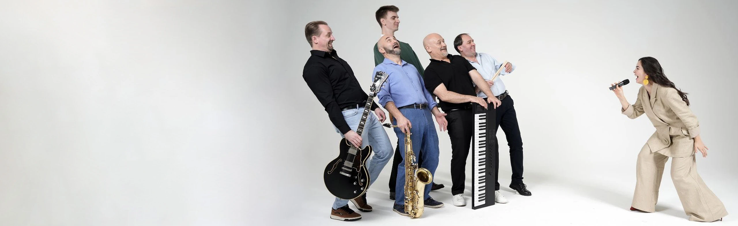 Постер Ансамбль «Лётный Сезон» в Москве