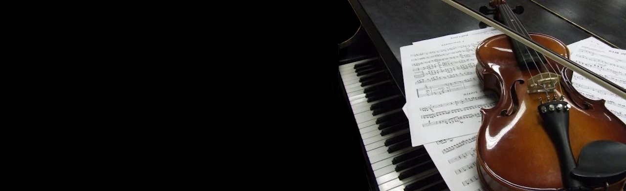 Постер Музыкальный салон «Классика рядом с домом»