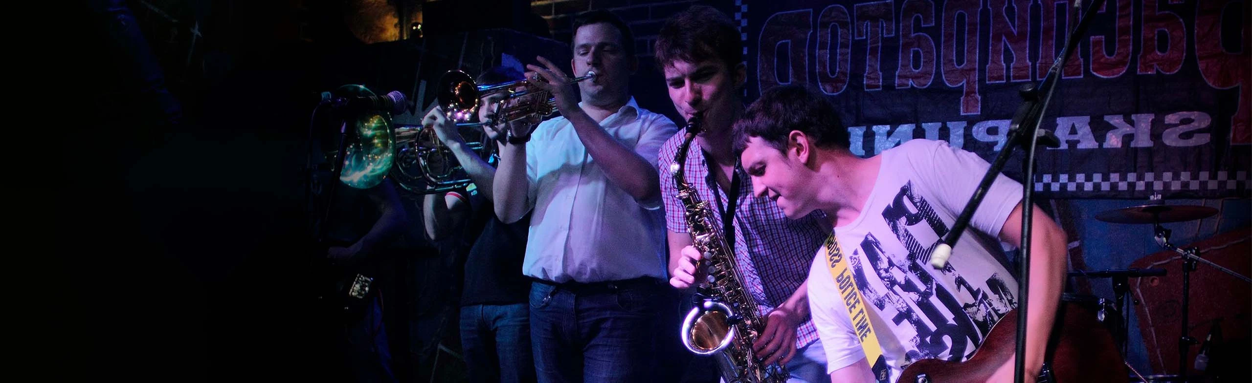 Постер Распиратор в Москве