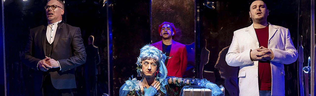 Постер Примадонны в Москве